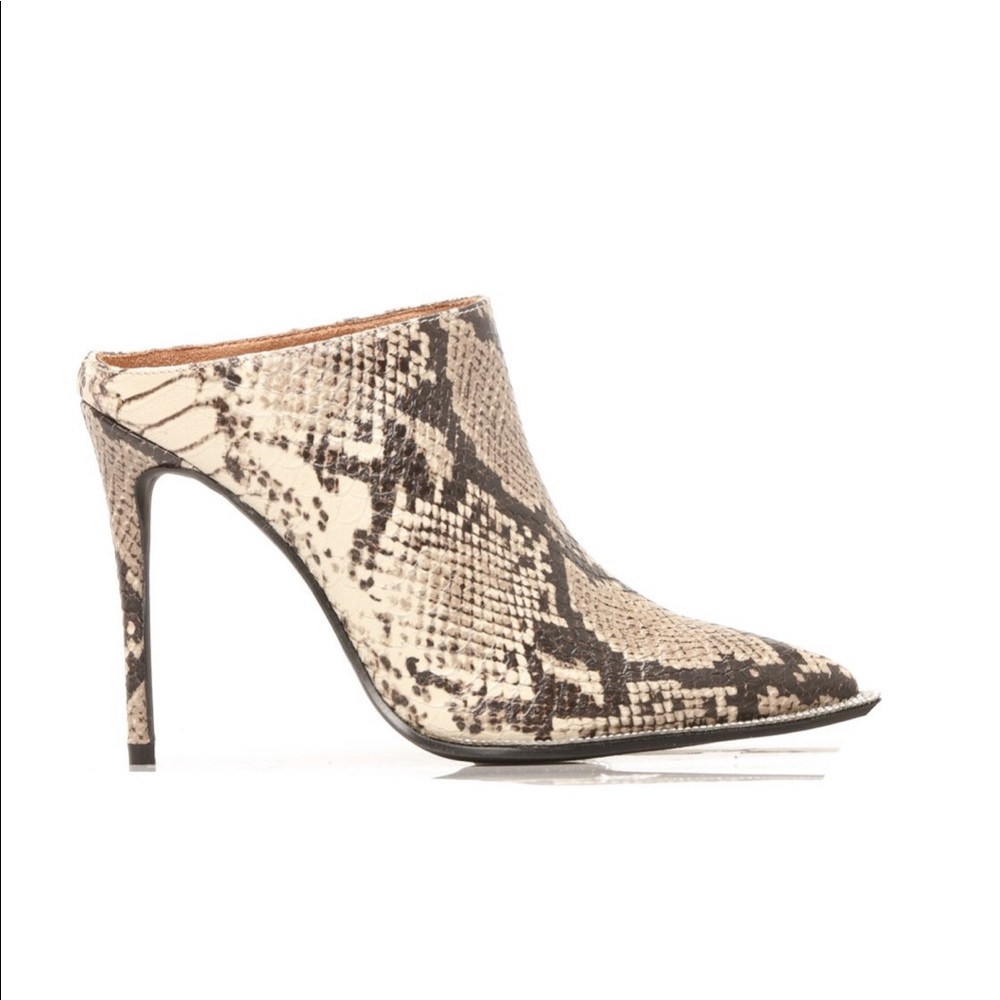 SOLD!!!!!       Brand New 5 inch mules.